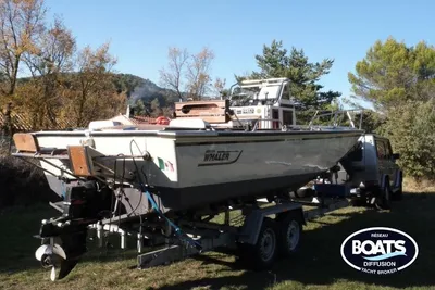 1996 Boston Whaler 23 Outrage