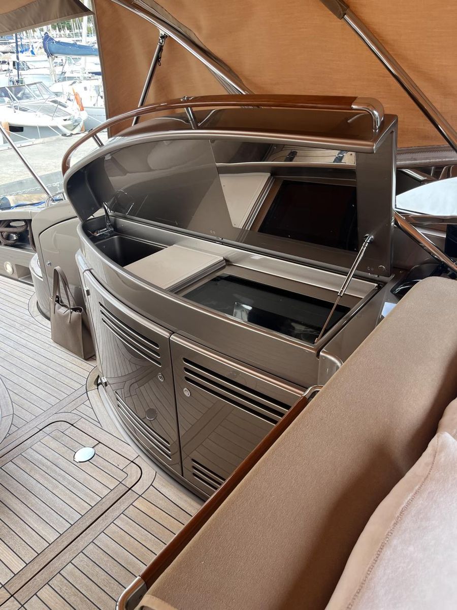 2006 Riva 52 