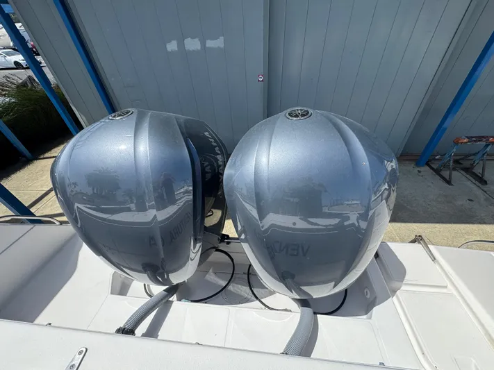 My Reel Office Yacht Photos Pics 