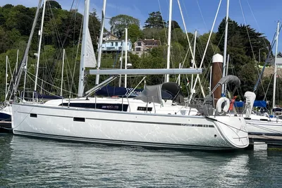 2014 Bavaria Cruiser 37