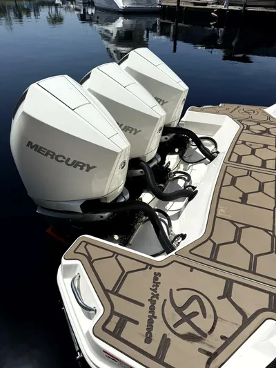 Salty Xperience Yacht Photos Pics Triple Mercury outboard engines on 2020 Sea Ray 320 Sundancer OB Coupe boat.