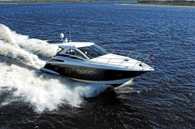 2009 Regal 52 