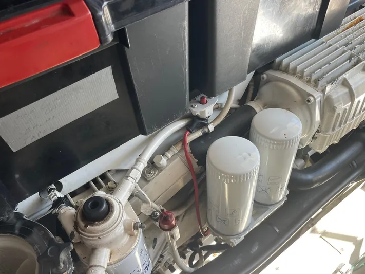 Navygator Yacht Photos Pics Regal 52 Sport Coupe - Engine Room