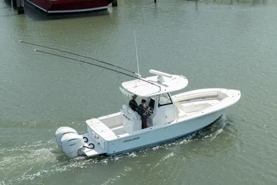 Regulator 28 Forward Seating