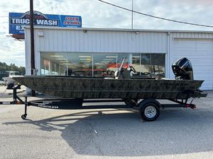 2025 Tracker® Boats Grizzly® 2072 CC