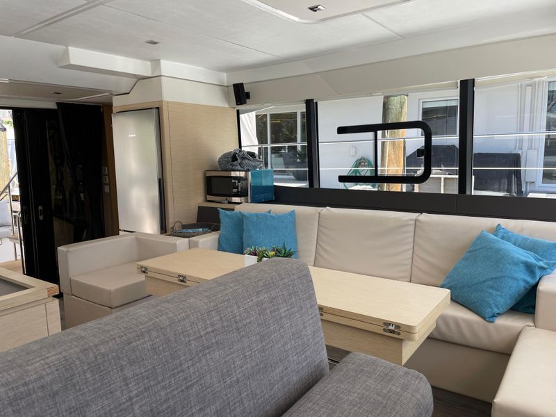 2020 Fountaine Pajot MY 40