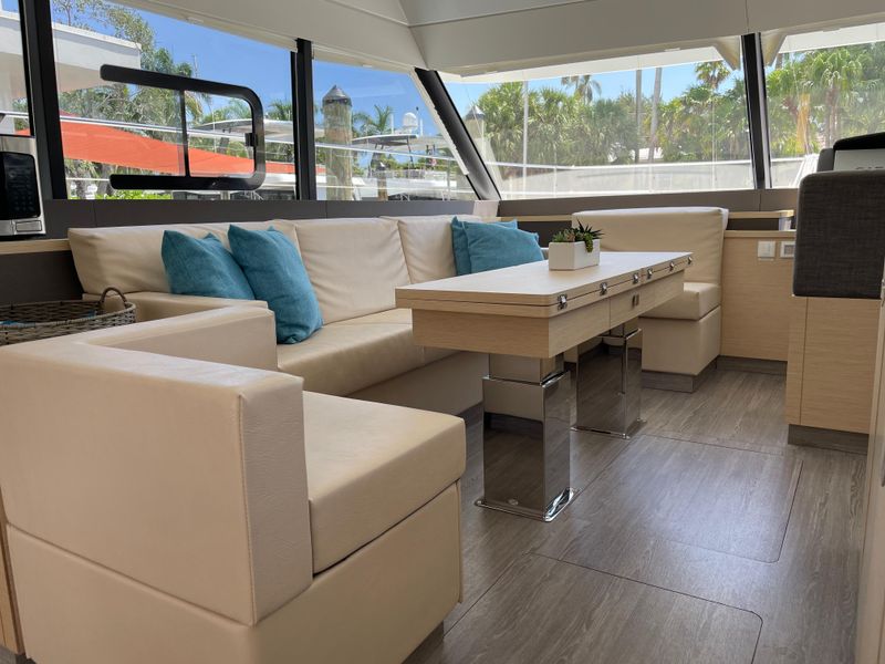 2020 Fountaine Pajot MY 40