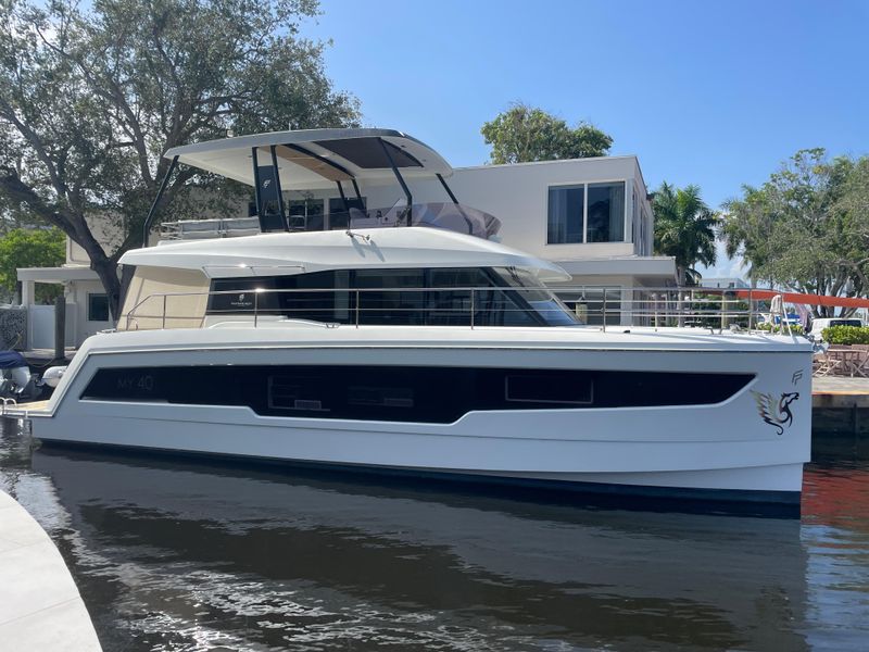 2020 Fountaine Pajot MY 40