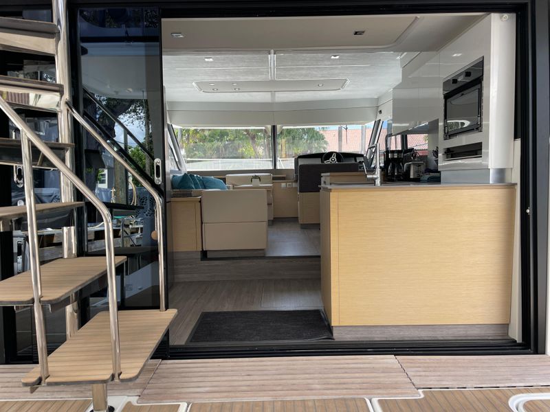 2020 Fountaine Pajot MY 40