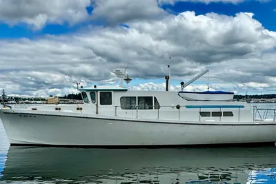 Custom TRI CABIN