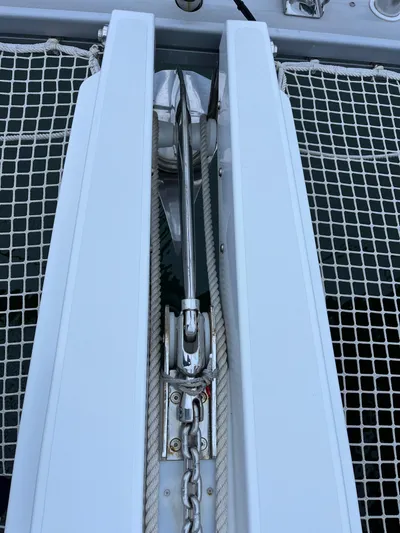 Halekulani Yacht Photos Pics 