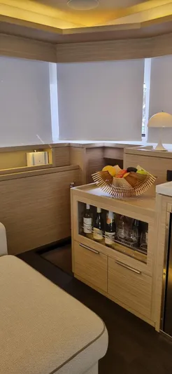 Halekulani Yacht Photos Pics 