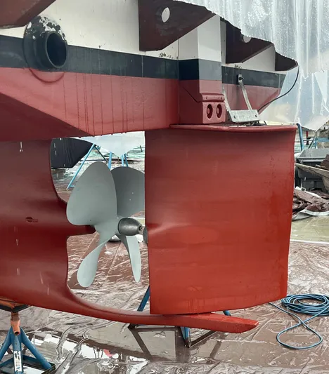 Harmony Yacht Photos Pics Rudder/Propeller