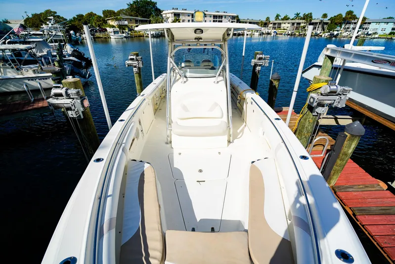 Sun & Sand Yacht Photos Pics 