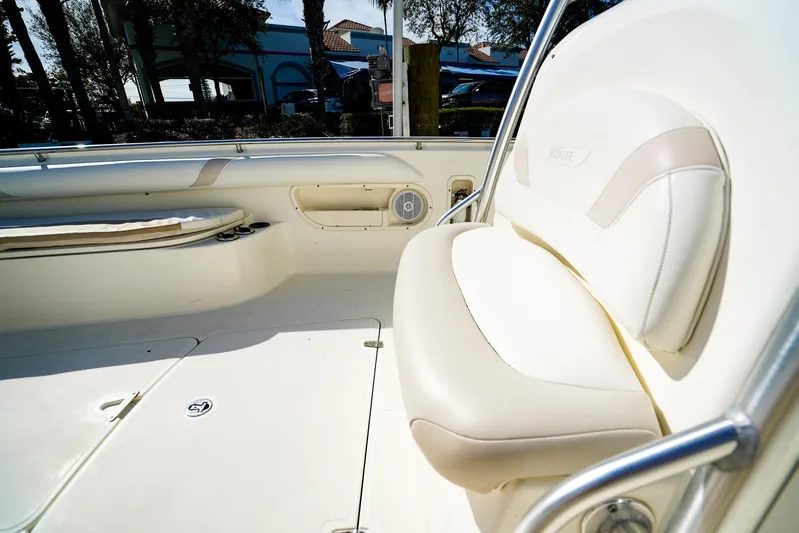 Sun & Sand Yacht Photos Pics 