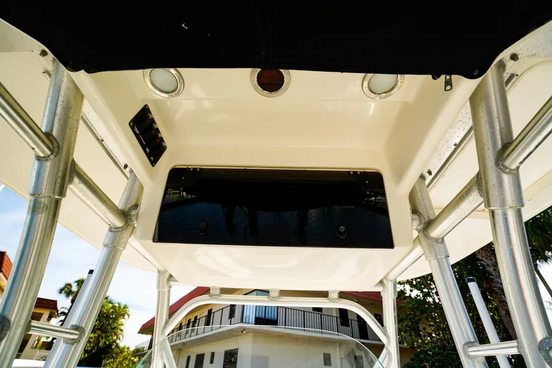 Sun & Sand Yacht Photos Pics 