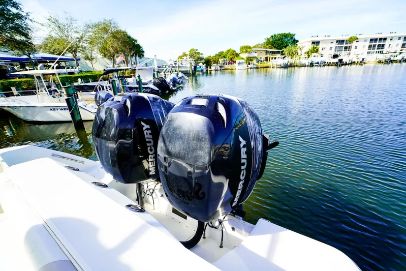 Sun & Sand Yacht Photos Pics 