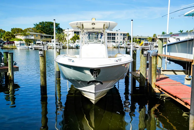 Sun & Sand Yacht Photos Pics 