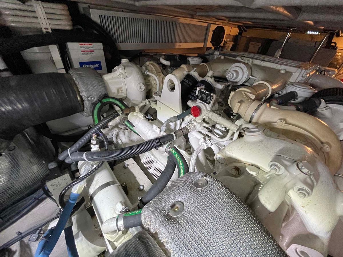2003 Sea Ray 56 