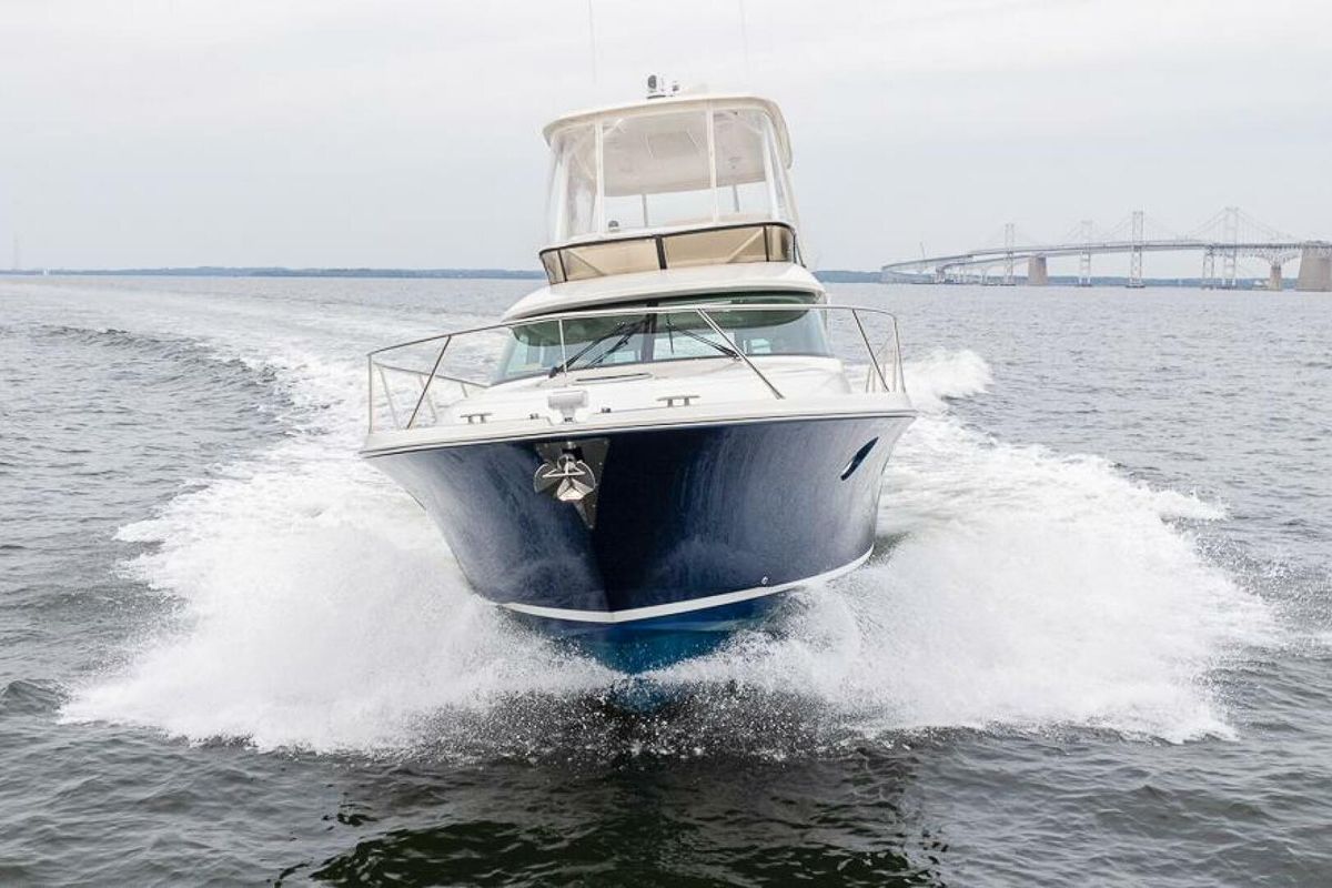 2021 Tiara Yachts 44 