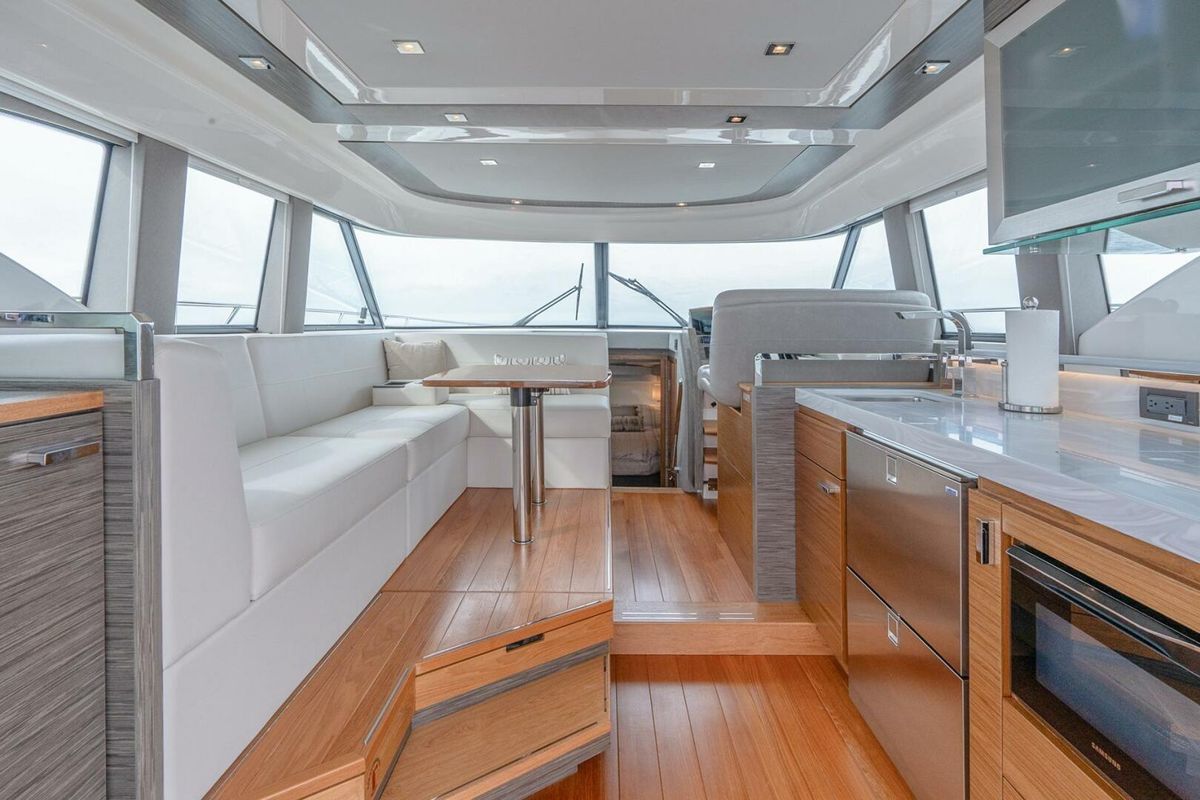 2021 Tiara Yachts 44 