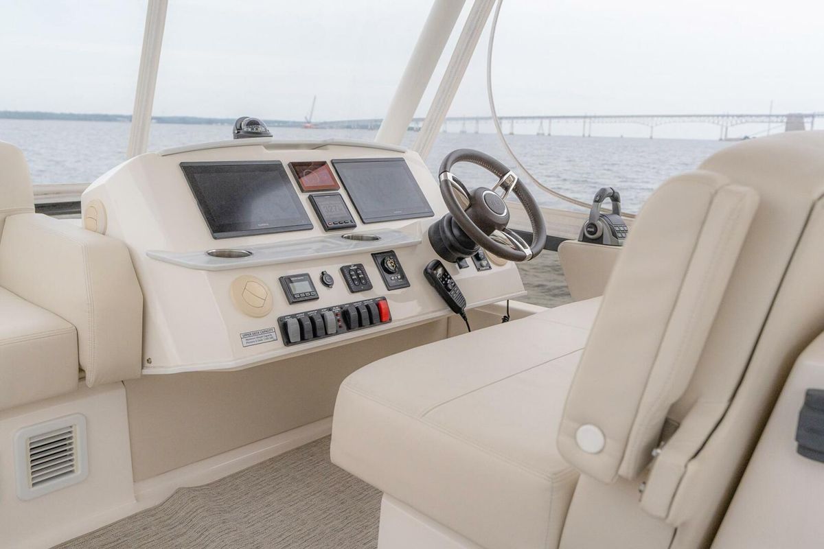 2021 Tiara Yachts 44 