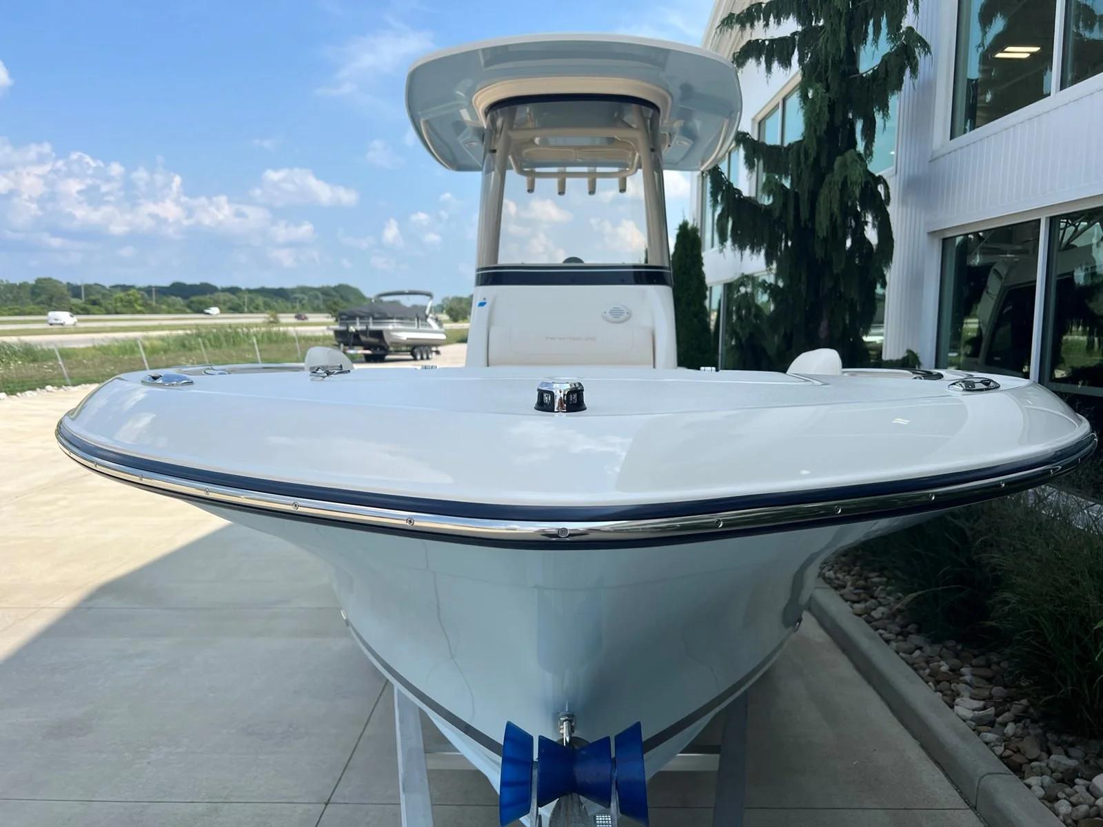 T Hard-Top Cover V-Bow Bay 216