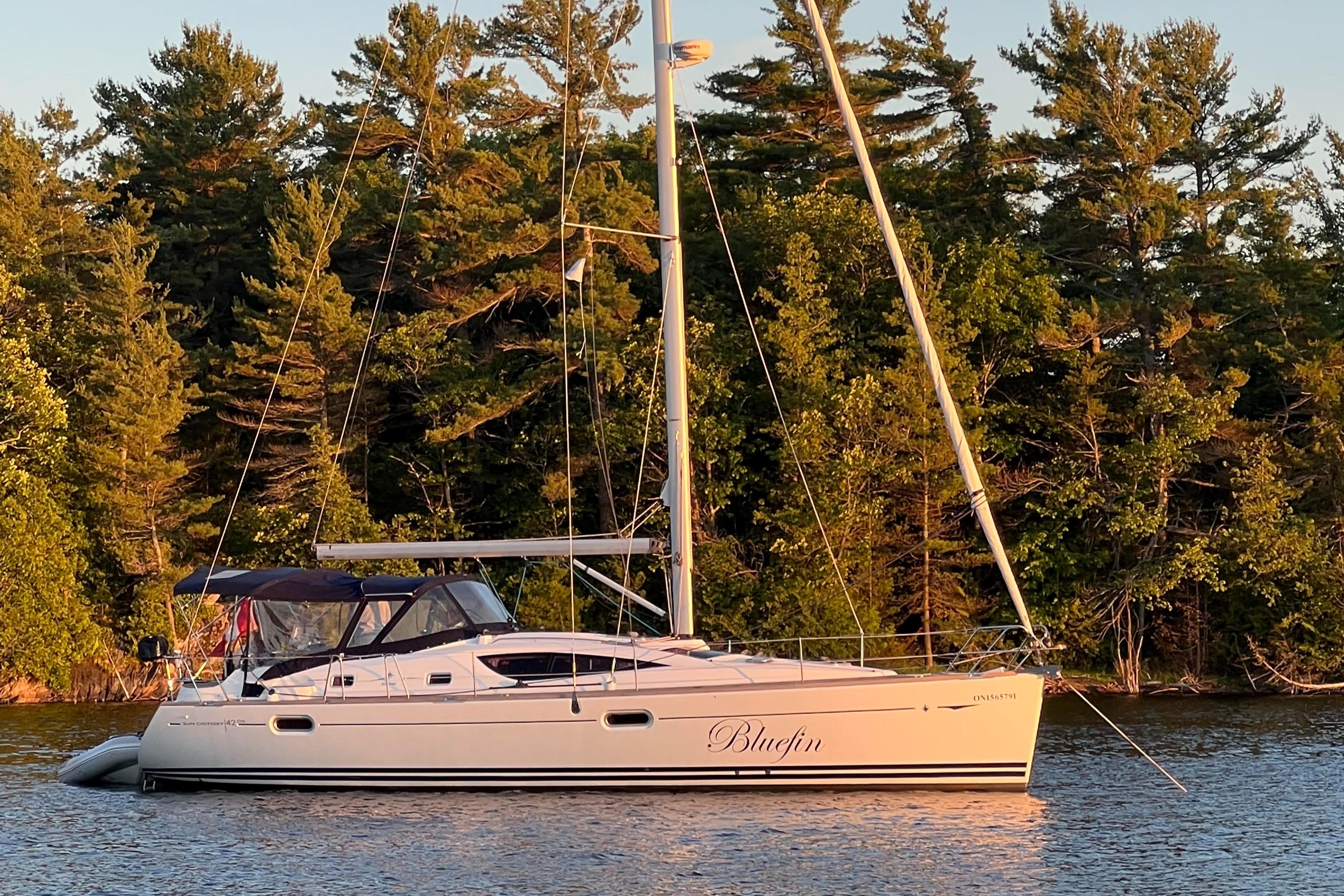 sailboatdata jeanneau 42 ds