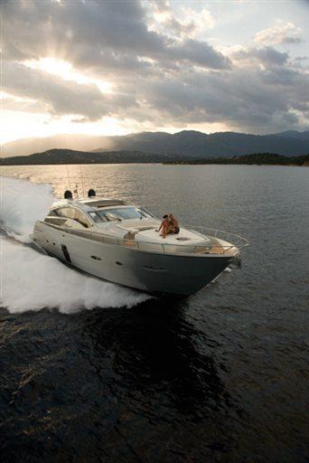 2011 Pershing 80'
