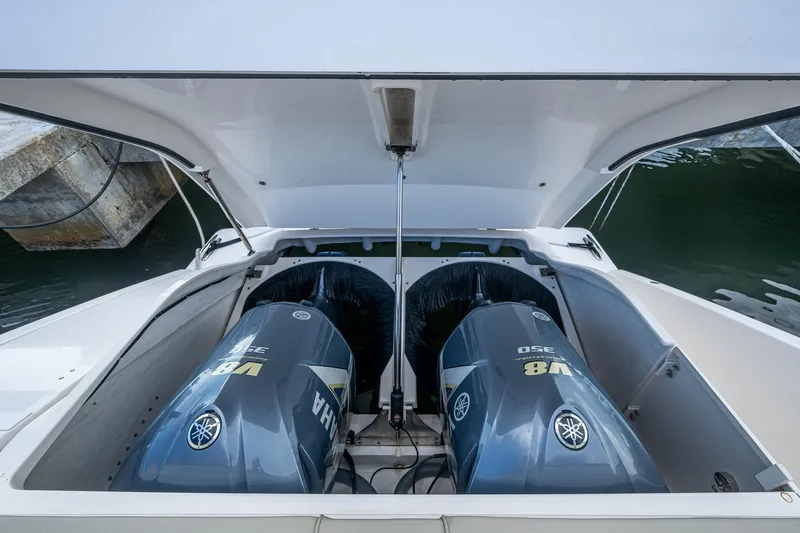  Yacht Photos Pics 2018 Pursuit SC 365i Sport Coupe with twin Yamaha V8 engines.