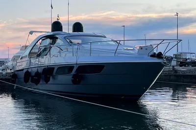 2019 Pershing 5x