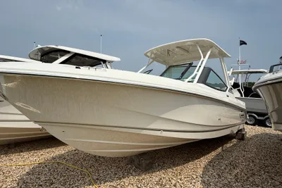 Boston Whaler 240 Vantage