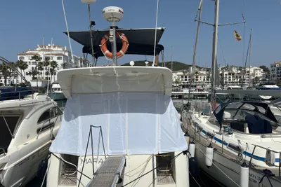 2005 Azimut 46