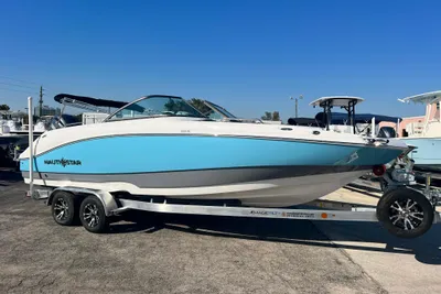NauticStar 223DC