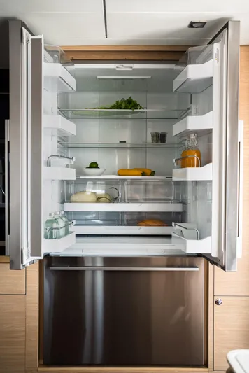 Aquila 54 Yacht Photos Pics 