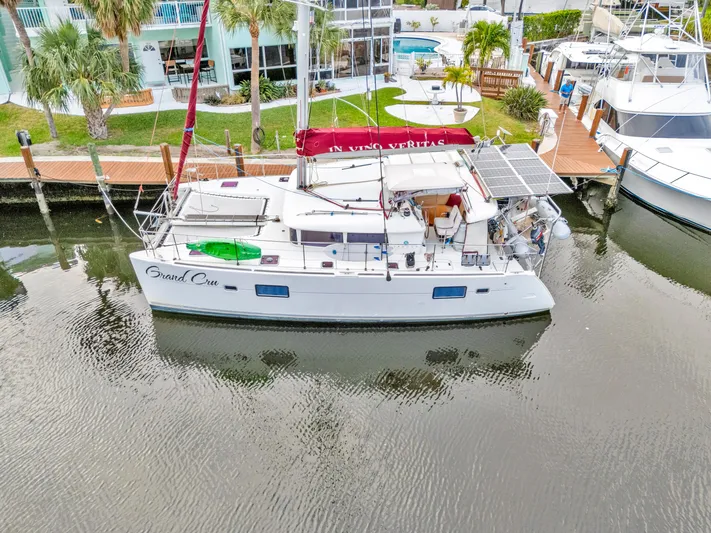 Grand Cru Yacht Photos Pics 