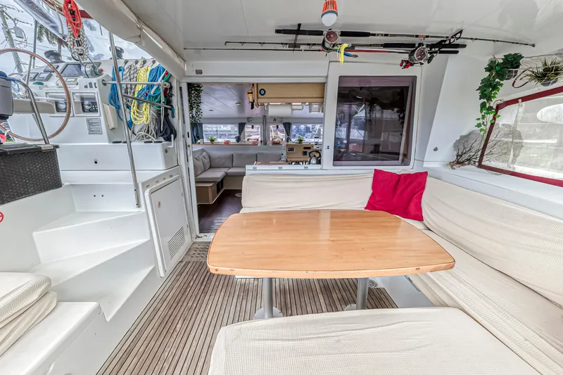 Grand Cru Yacht Photos Pics 