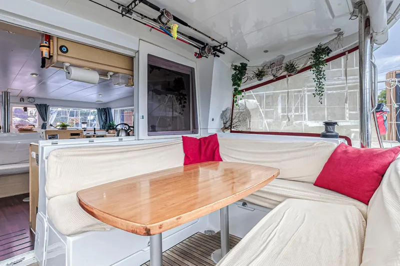 Grand Cru Yacht Photos Pics 