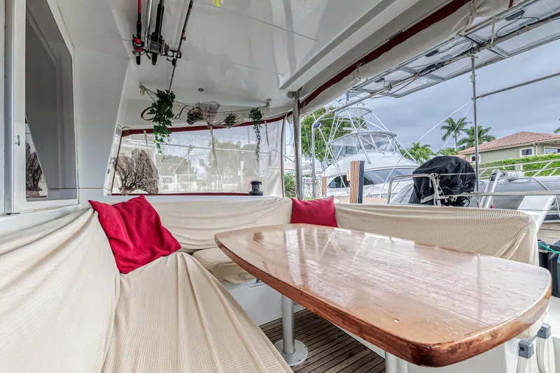 Grand Cru Yacht Photos Pics 