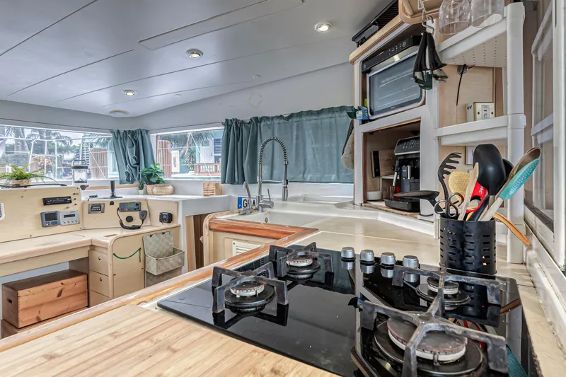 Grand Cru Yacht Photos Pics 