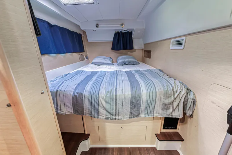 Grand Cru Yacht Photos Pics 