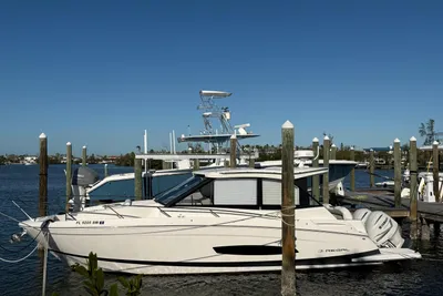 Regal 36 XO
