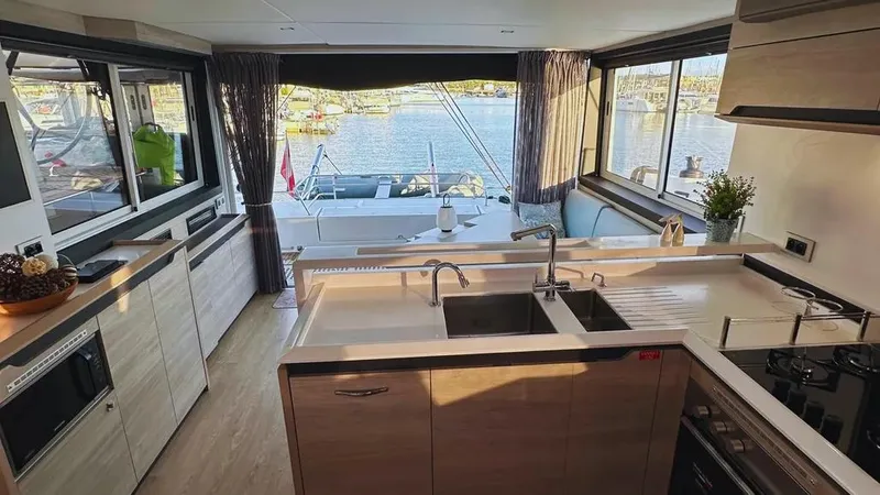 Samurai Yacht Photos Pics 