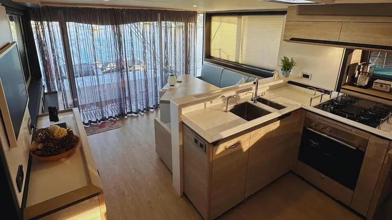 Samurai Yacht Photos Pics 