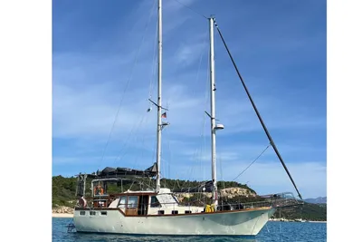 Nauticat 44