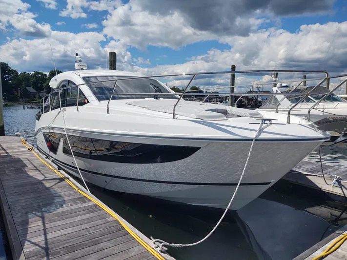 Total Chaos 9 Yacht Photos Pics Total Chaos 9 profile stbd