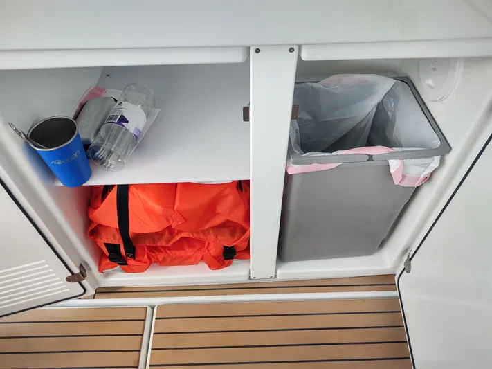 Total Chaos 9 Yacht Photos Pics Total Chaos 9 cockpit lockers