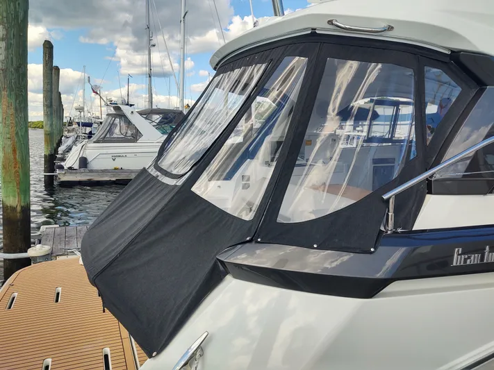 Total Chaos 9 Yacht Photos Pics Total Chaos 9 aft enclosure 3