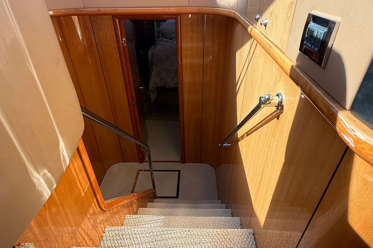 2005 Sunseeker 75 