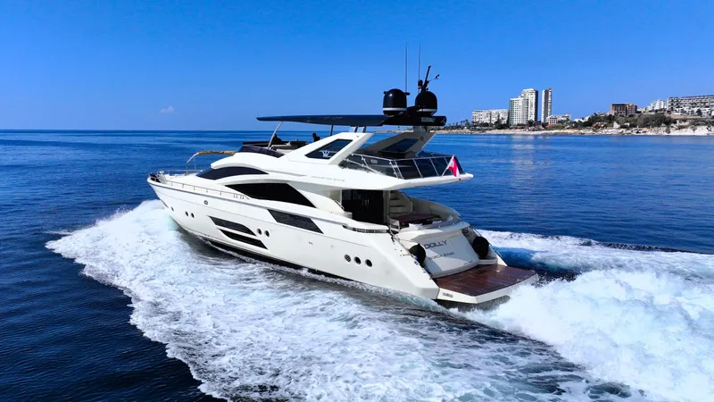 Dolly Yacht Photos Pics 